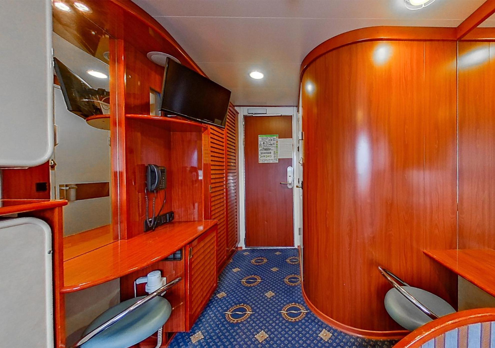 Viking Line - Overnight Cruise From Stoccolma Camera foto