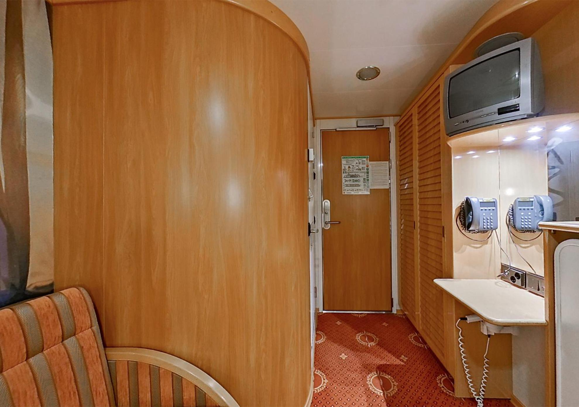Viking Line - Overnight Cruise From Stoccolma Camera foto